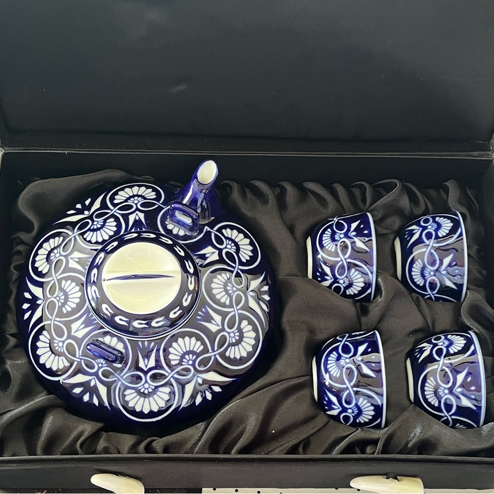 Blue Ceramic Teapot and Cup Set – Hand-Painted Floral Design